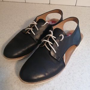 COPY - Leather slingback shoes